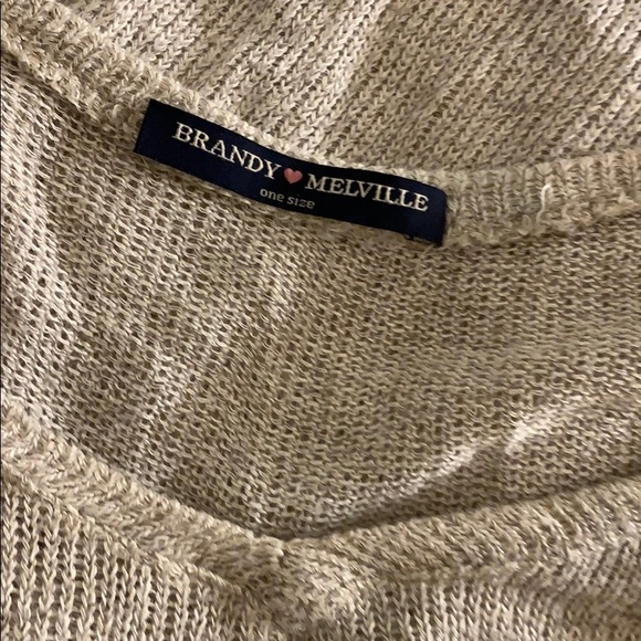 Brandy Melville thin beige oversized sweater - Picture 4 of 5